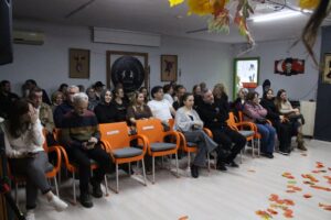 Sanal Yaşam ile Sahnedeydik