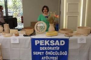 Peksad dekoratif sepet örücülüğü