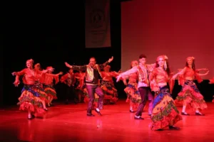 Dansları ile Anadolu 8 Gala Gecesi